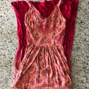 🛍 Pink Floral Maxi Dress with Crochet Details 🛍